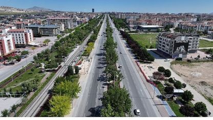 Konya'da Yayalar ve Bisiklet Kullanıcıları İçin 2 Yeni Üst Geçit Yapılıyor