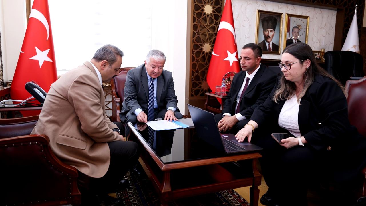 Taşpınar Halısı ilmek ilmek geleceğe dokunuyor